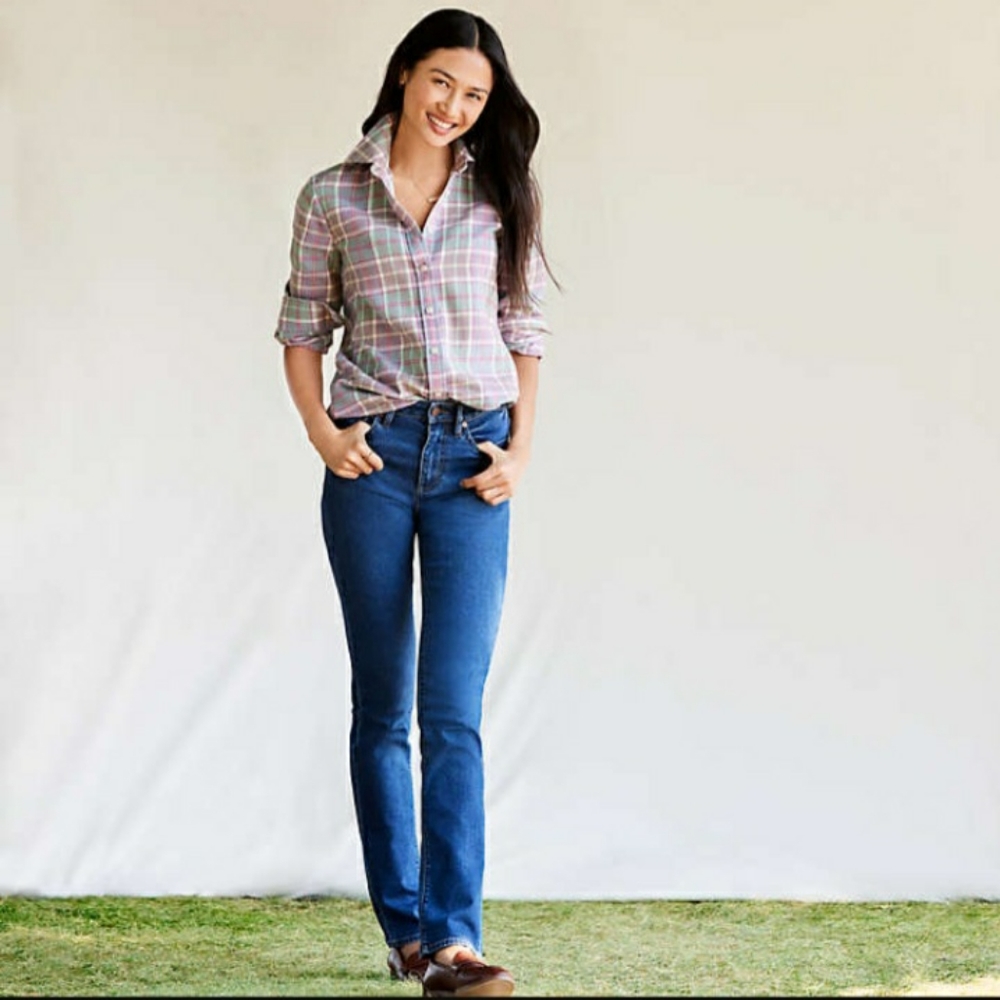 Women's Mid Rise Straight Leg Blue Jeans 6X30